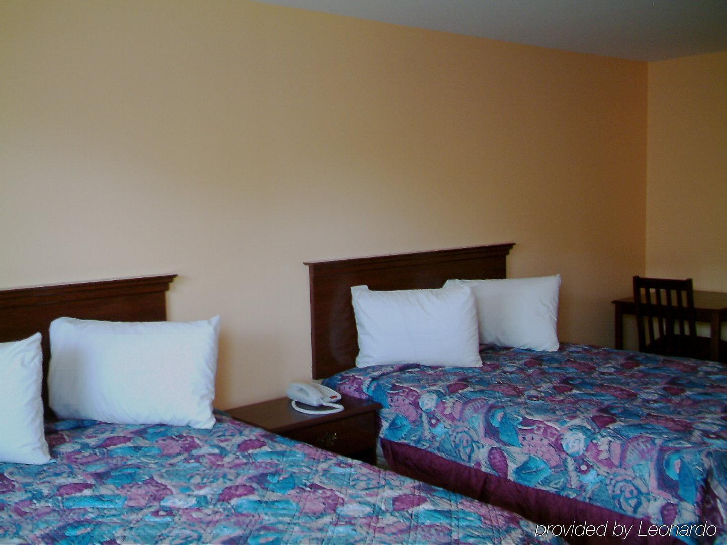Relax Inn Atlantic City Galloway Room photo